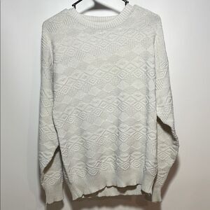 Vintage White Crewneck Sweater with Textured Knit